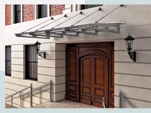 Металлические козырьки от 619 руб. в Находке