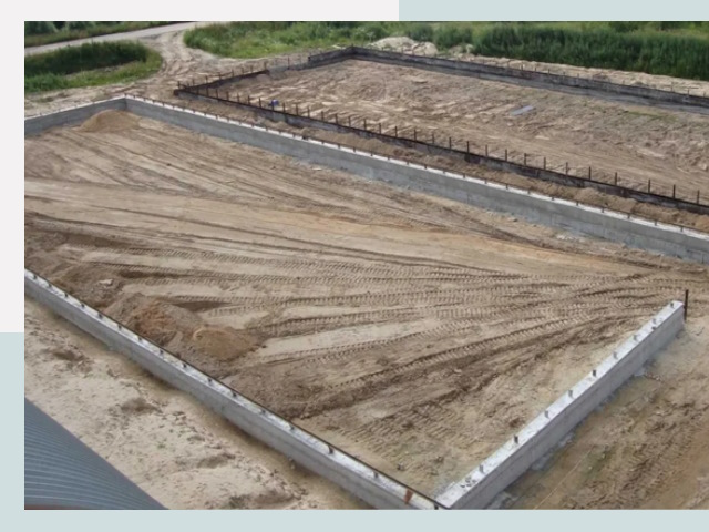 Фундамент для ангаров в Находка от 619 руб.